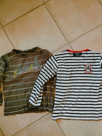 Lot de 2 Tee shirt taille 6 ans