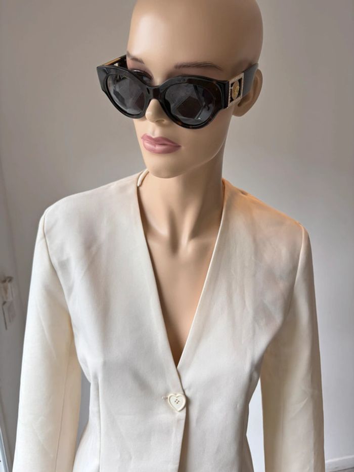 Veste blanche les capricieuses - photo numéro 3