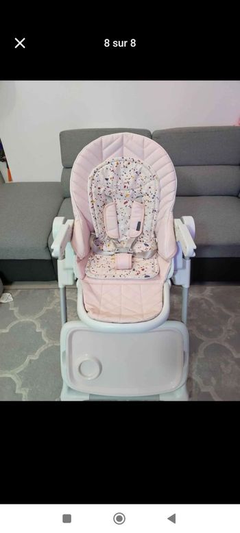 Chaise haute quasi neuve