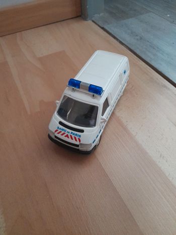Ambulance Samu de PARIS
