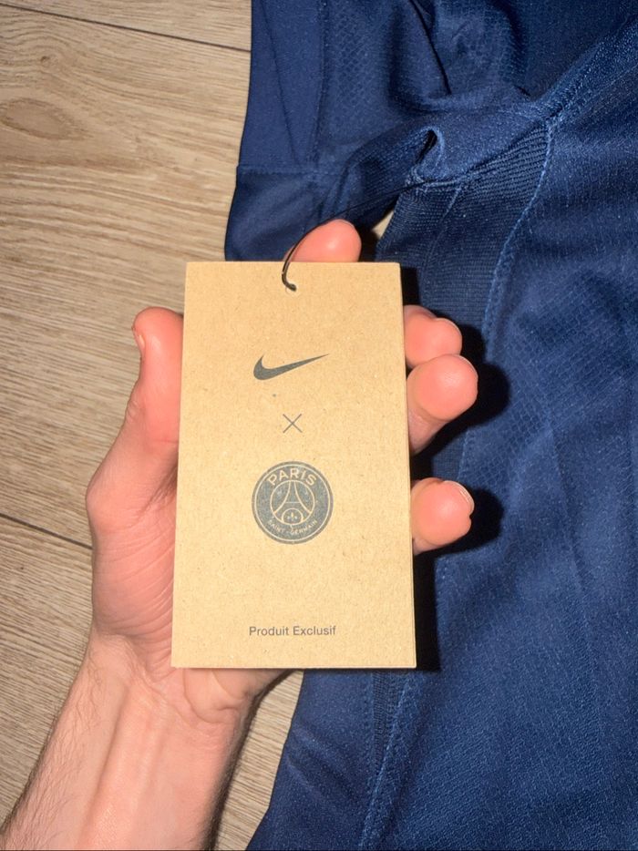 Maillot PSG Champions d’Europe 2025 - Éditions Spéciale - photo numéro 7