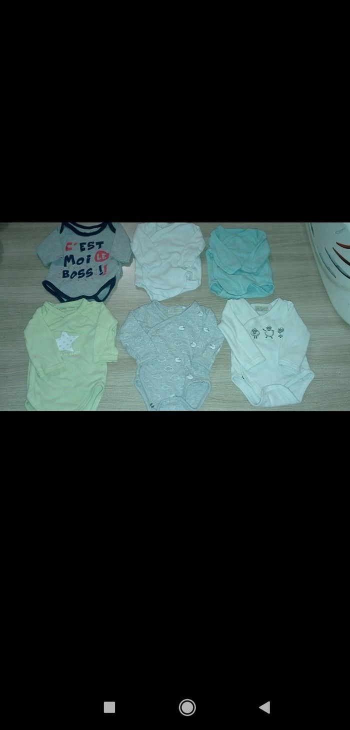 Lot body taille 3 mois
