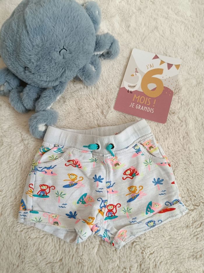 Short 6 mois du pareil au même