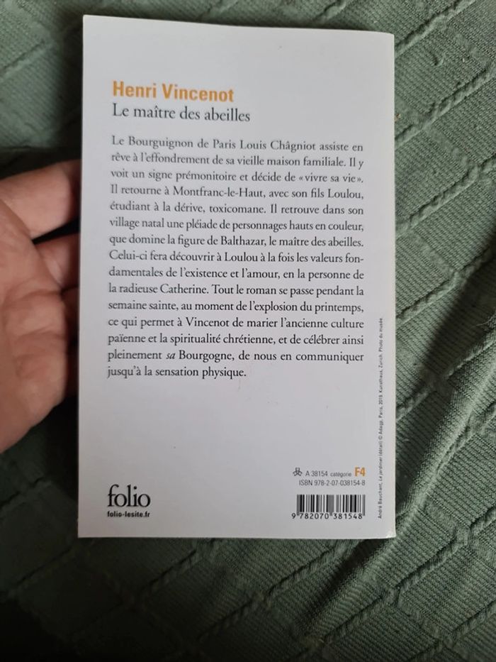 Le maître des abeilles - photo numéro 2