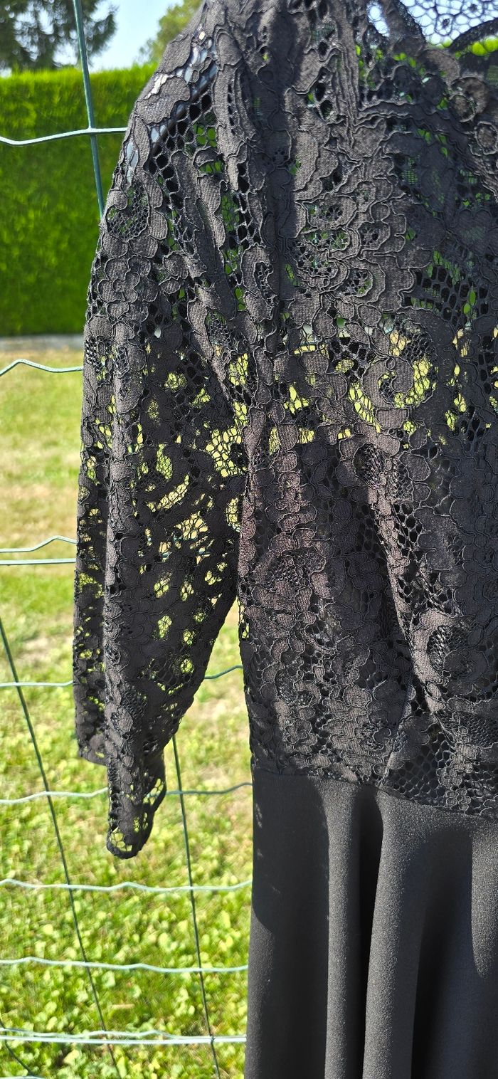 Robe en dentelle Claudie Pierlot - photo numéro 4