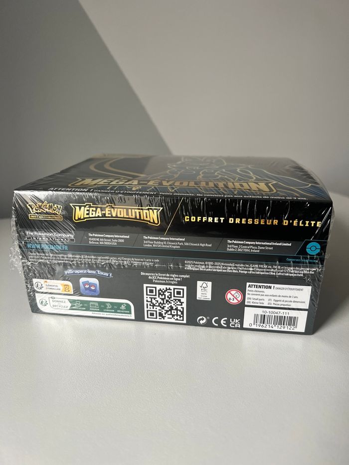 Etb coffret dresseur d’élite méga évolution lucario scellage distendu me1 me01 cartes Pokémon - photo numéro 5