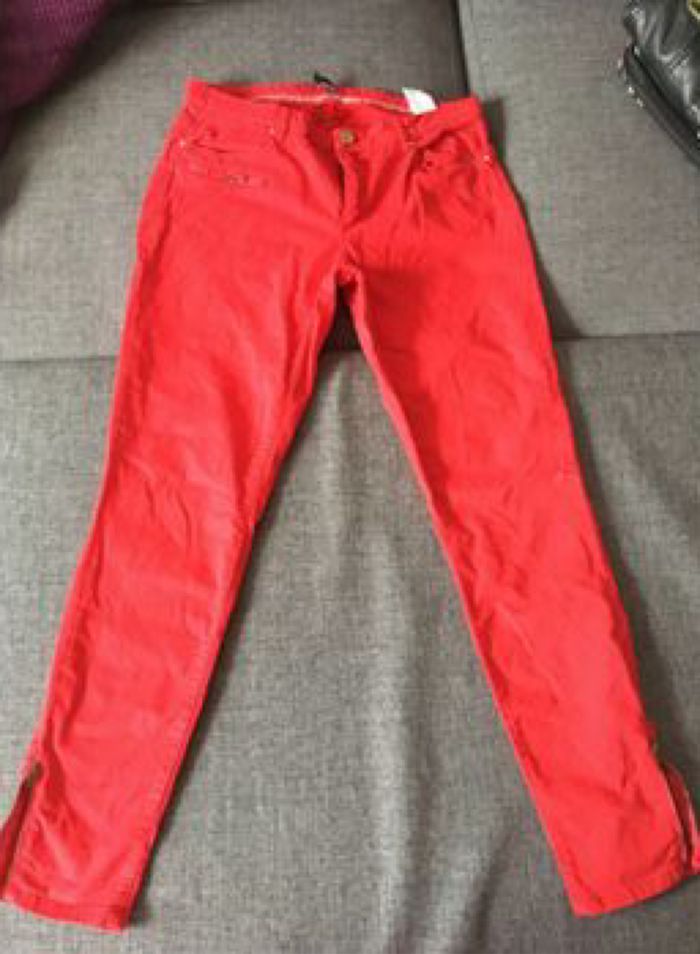 Pantalon rouge