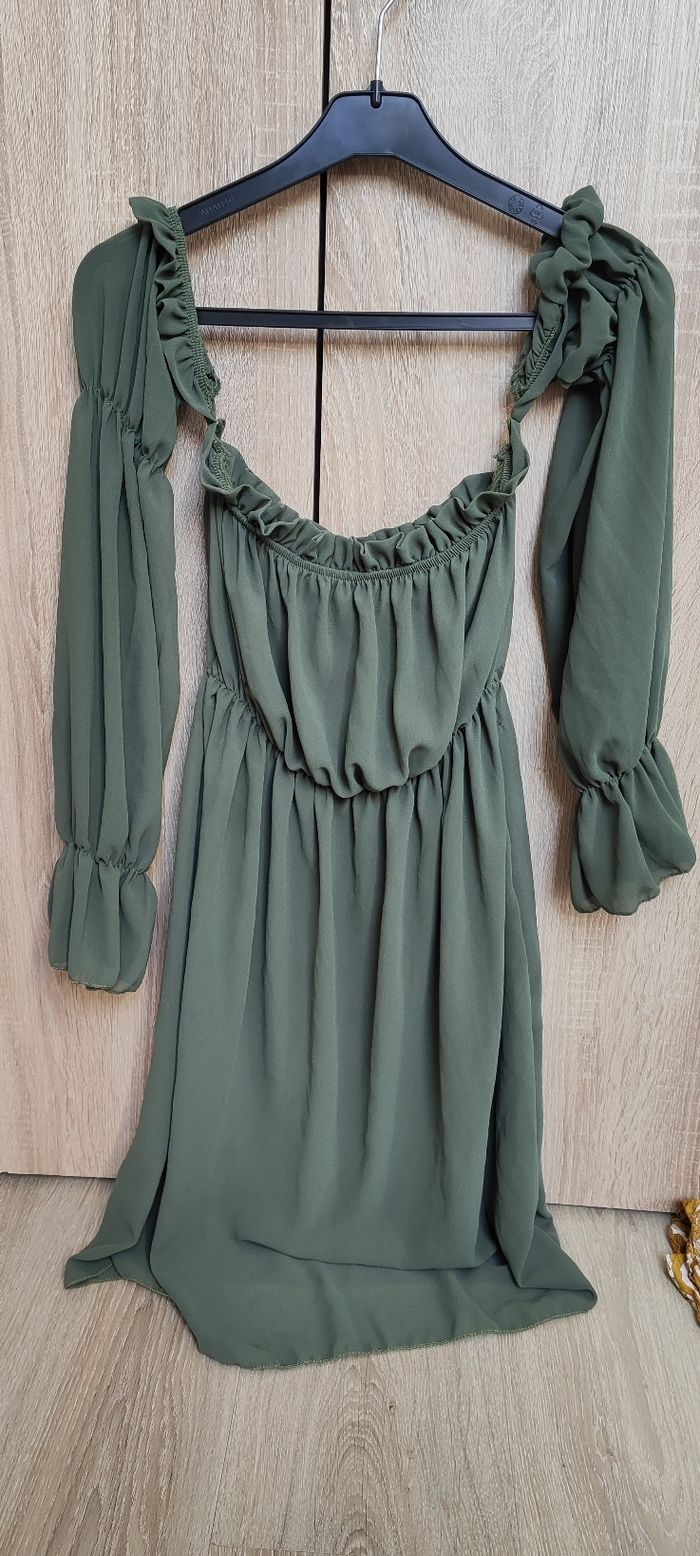Robe épaules dénudées