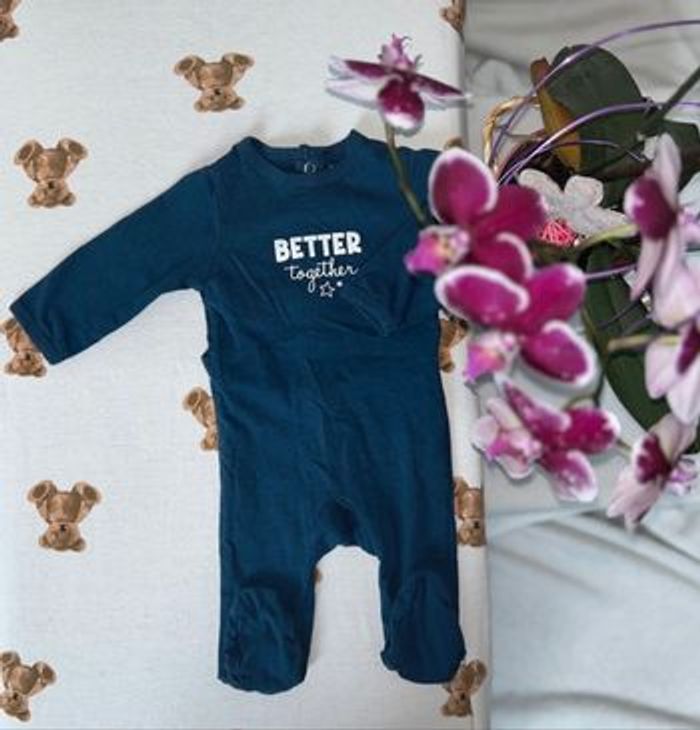 Pyjama léger taille 1 mois