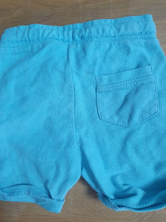 Short 12 mois - photo numéro 4