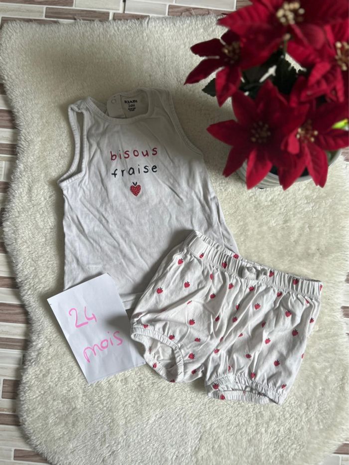 Ensemble fraise ~ Kiabi - 24 mois