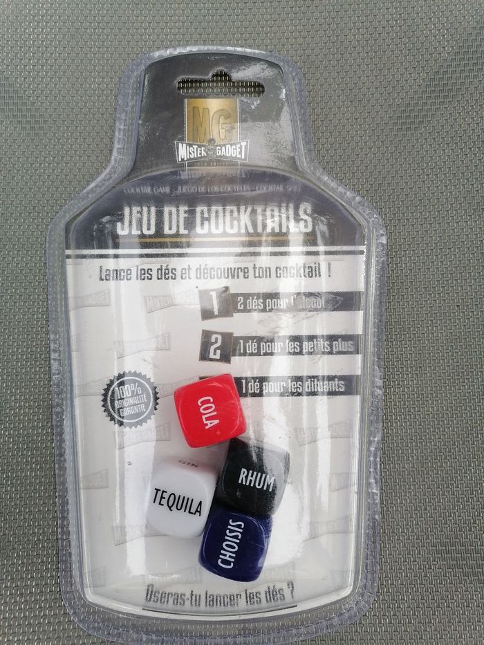 Jeu de dés cocktails Mister Gadget / Neuf dans son emballage