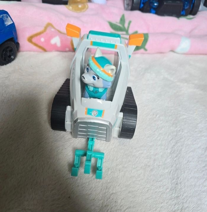 Véhicule et figurine Everest - photo numéro 2