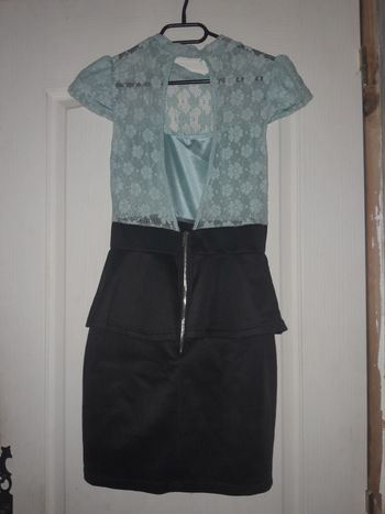 Robe dos nu