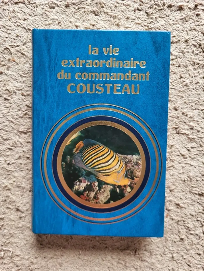 Livre "La vie extraordinaire du commandant Cousteau" - 1979