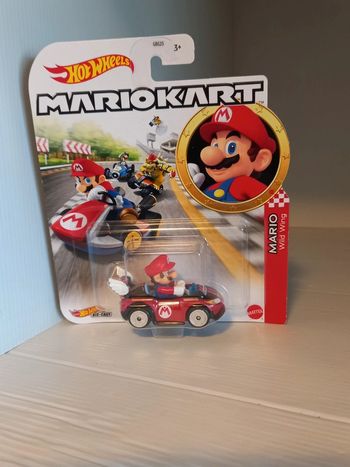 Hotwheel mario kart wing