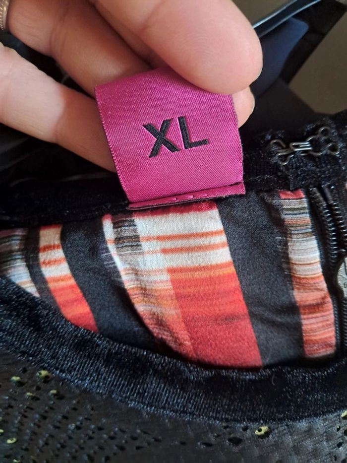 Save the queen robe hiver T.42 neuve - photo numéro 17