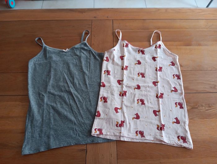 Lot de 2 maillot de corps / débardeurs Renard Kiabi 12 ans neuf