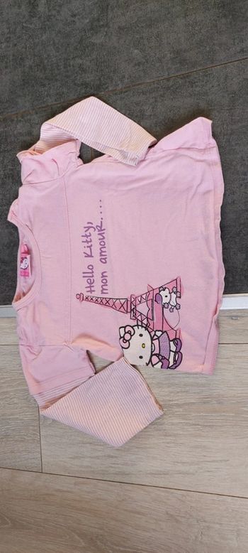 T shirt rose clair Hello Kitty, taille 3 ans