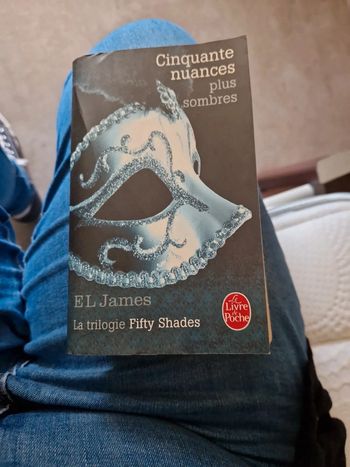 Livre cinquante nuances plus sombres