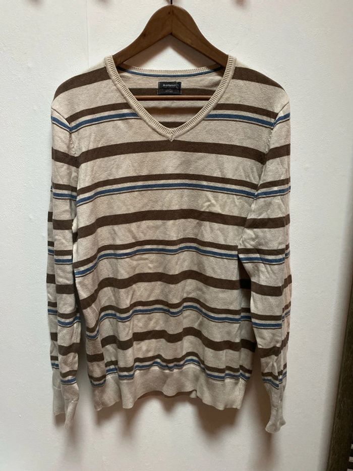 Pull à col V