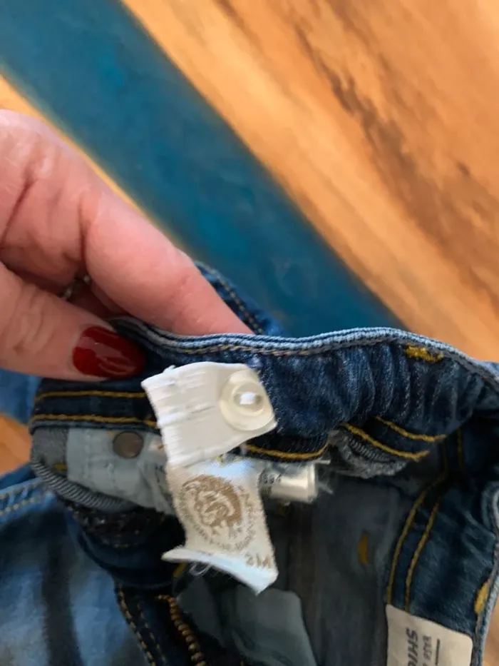Jean Diesel taille 3 mois - photo numéro 3