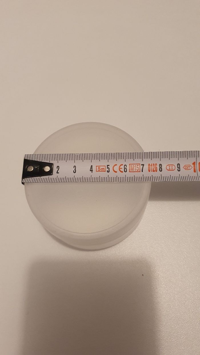 Pot en plastique neuf - photo numéro 3