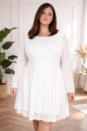 Robe en dentelle blanche Femme taille 52 marque Monsoon 💍