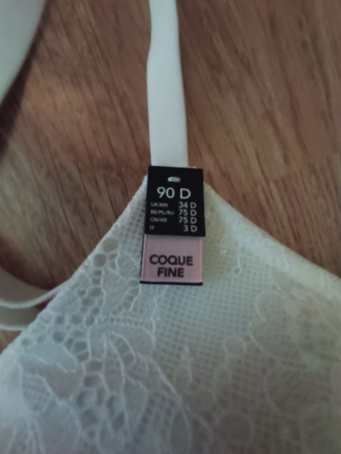 Lot de 3 soutiens-gorges Etam - photo numéro 3