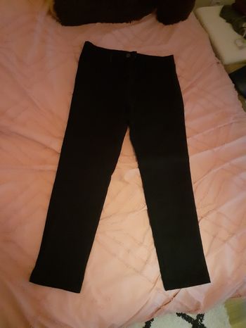 Pantalon.