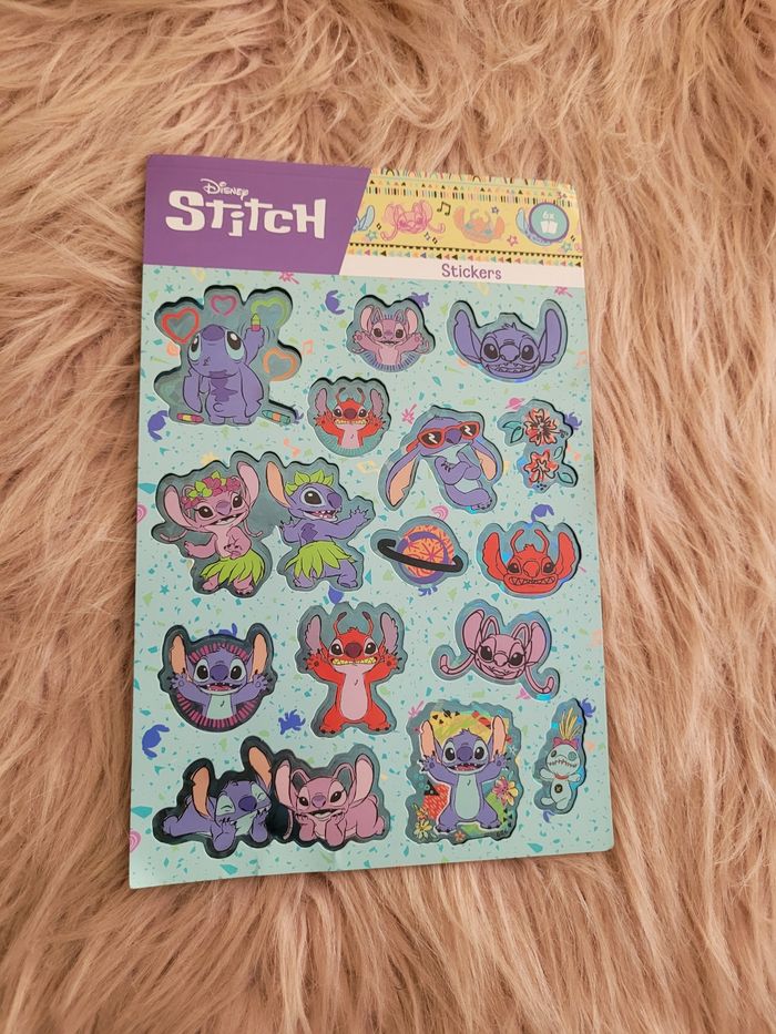 Stickers Stitch