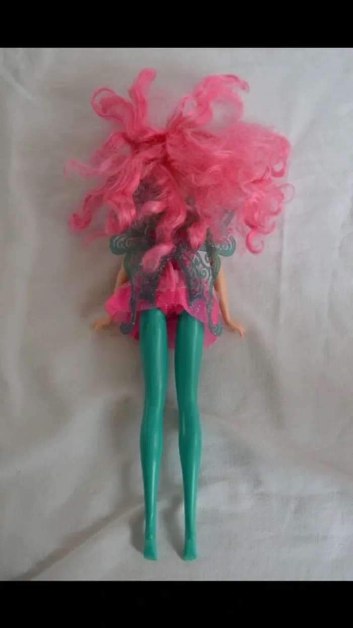 Barbie avec accessoires - photo numéro 7