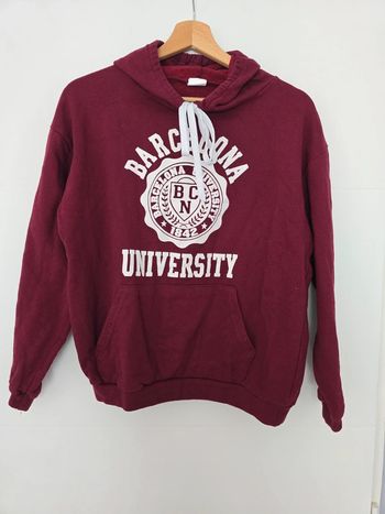 Sweat à capuche bordeaux