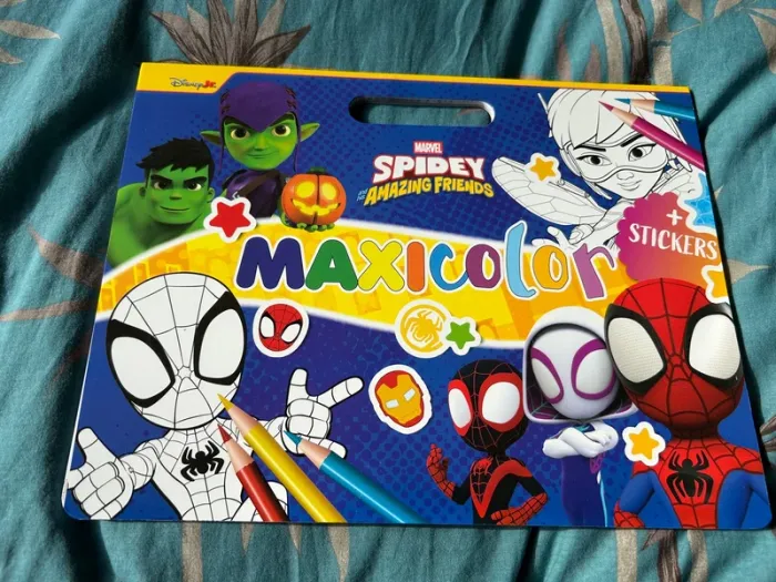 Grand livre de coloriage avec stickers / gommettes spidey neuf