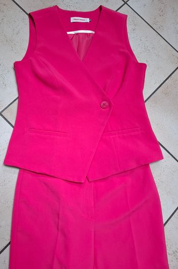 Bel ensemble pantalon gilet hippocampe 38 fuschia