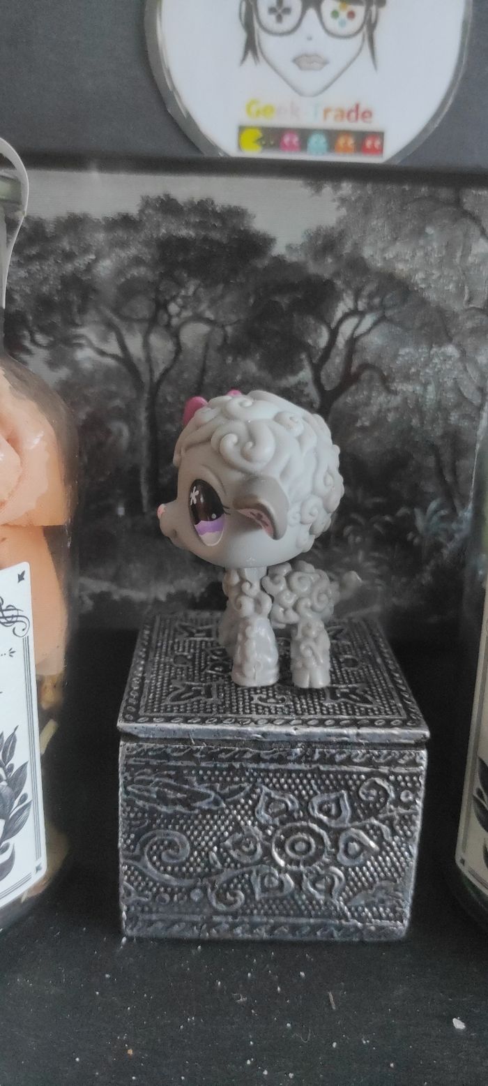 My Littlest Petshop Pet Shop LPS Authentic sheep Lamb 477 Mouton Hasbro - photo numéro 5