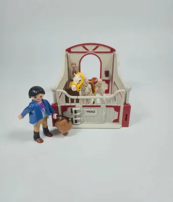 Playmobil Boxe pour chevaux Prinz