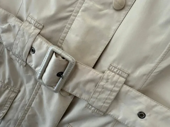 Magnifique Trench Barbour beige taille 38 parfait état - photo numéro 8