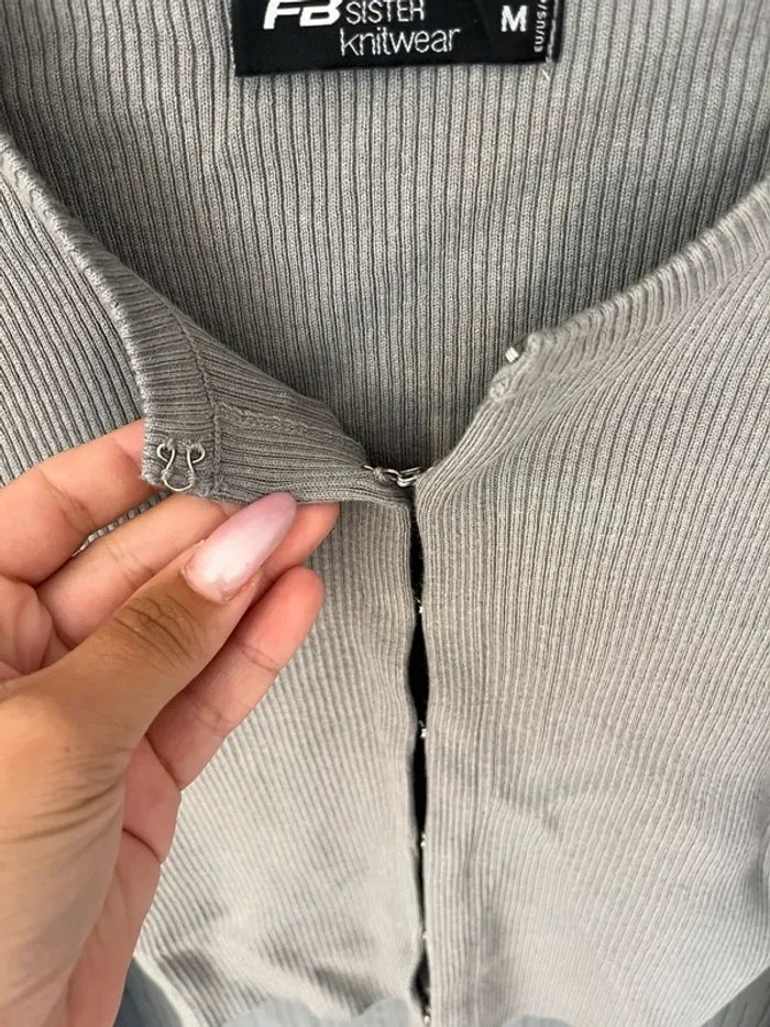 T shirt court - photo numéro 3