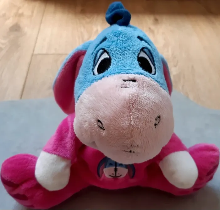 peluche disney bourriquet environ 25 cm en parfait état