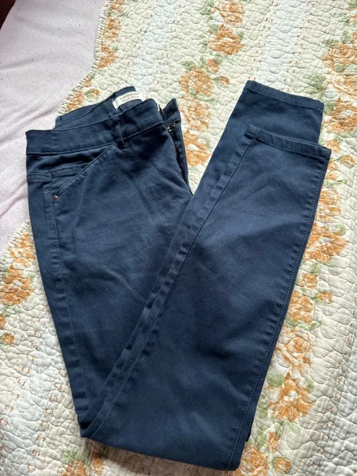 Très beau pantalon clockhouse taille 38 - photo numéro 2
