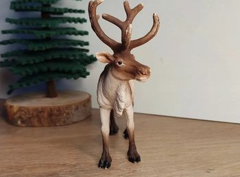 Figurine Renne Animal de la forêt Schleich