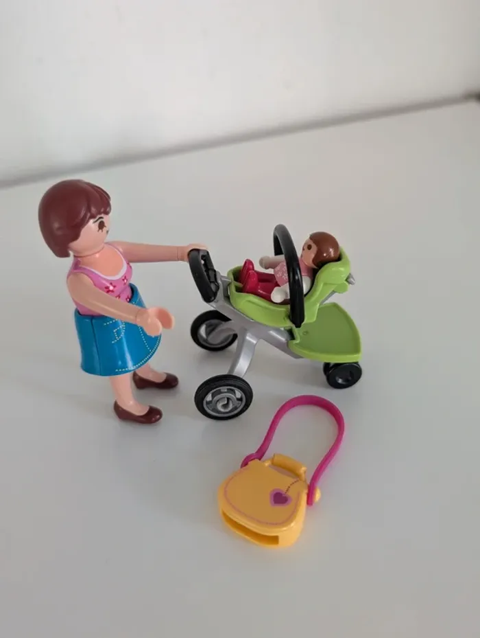 Playmobil 5491 city life maman et bébé avec poussette