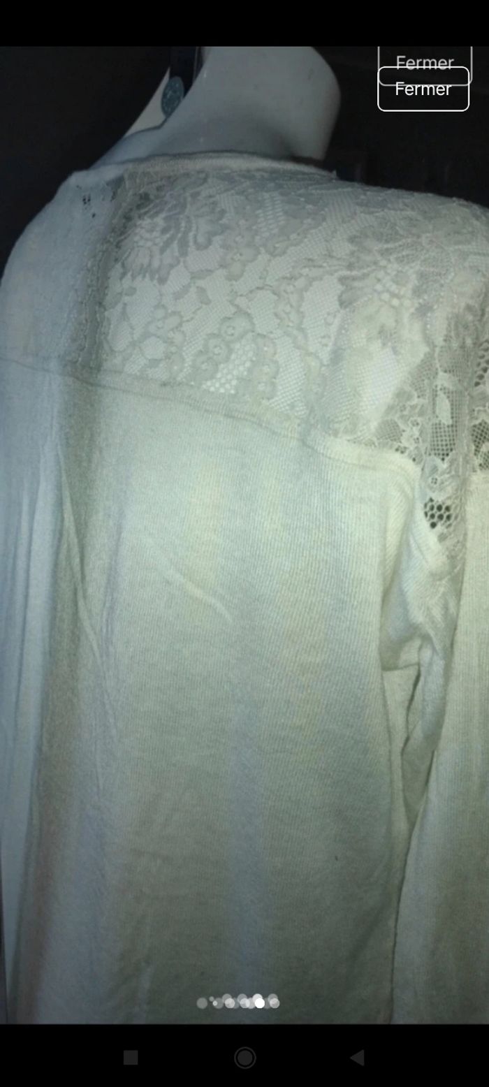 Très beau haut femme f2 - photo numéro 2