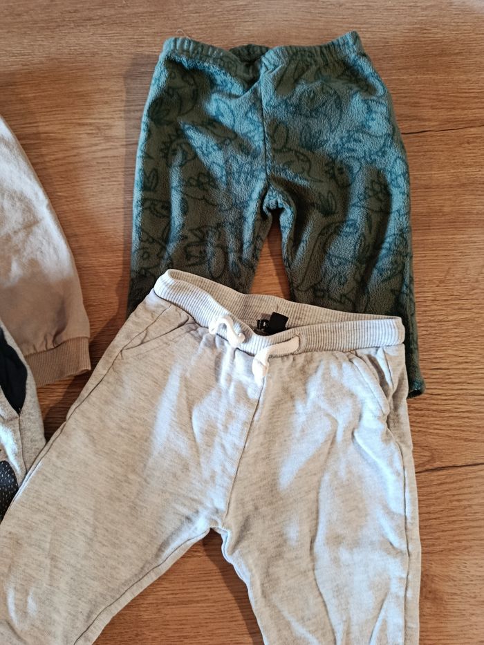 Lot pantalons 12 mois - photo numéro 5