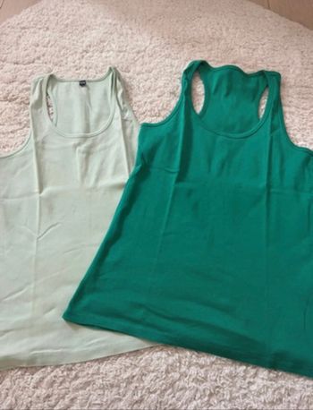 Lot de 2 débardeurs taille M Pimkie