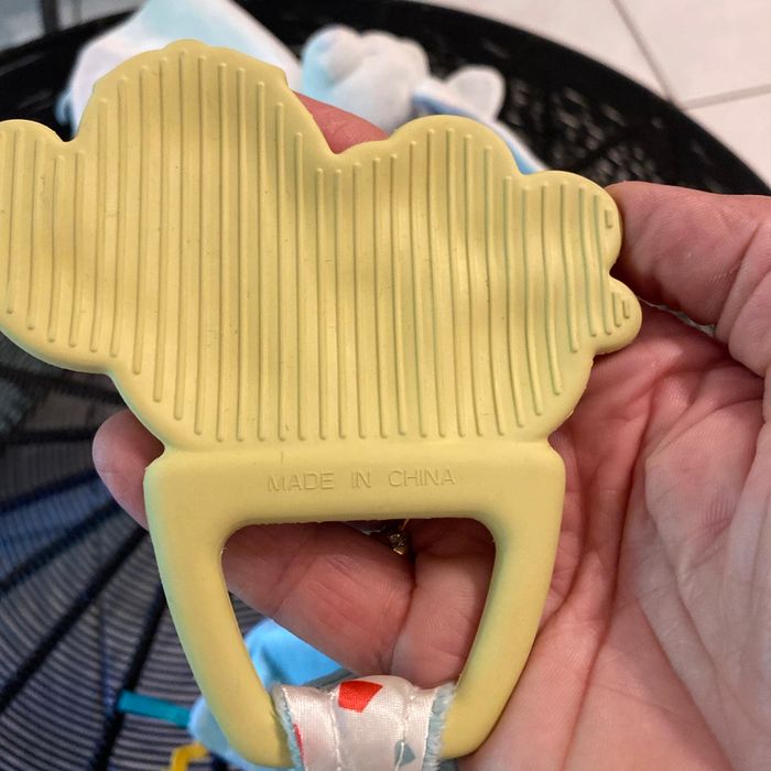 Doudou avec anneau de dentition - photo numéro 5