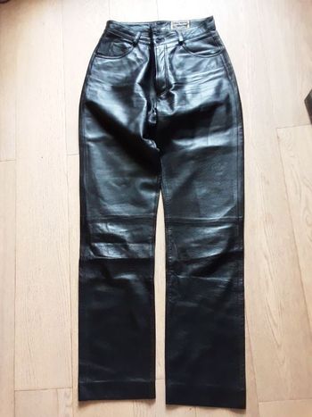 Pantalon cuir noir