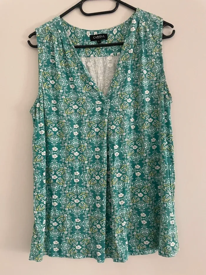 Blouse sans manche Caroll 38