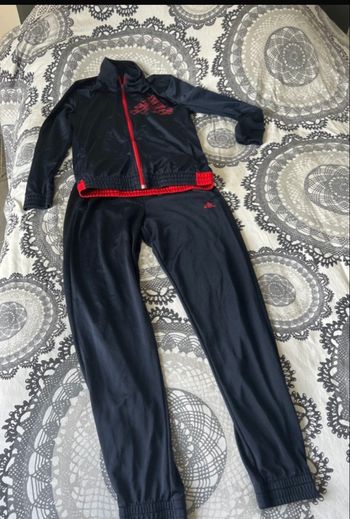 Ensemble adidas bleu marine et rouge -13/14ans 